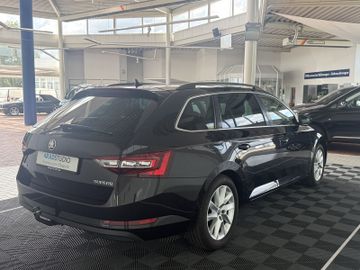 Skoda Superb COMBI 2.0 TDI DSG XENON NAVI ACC AHK