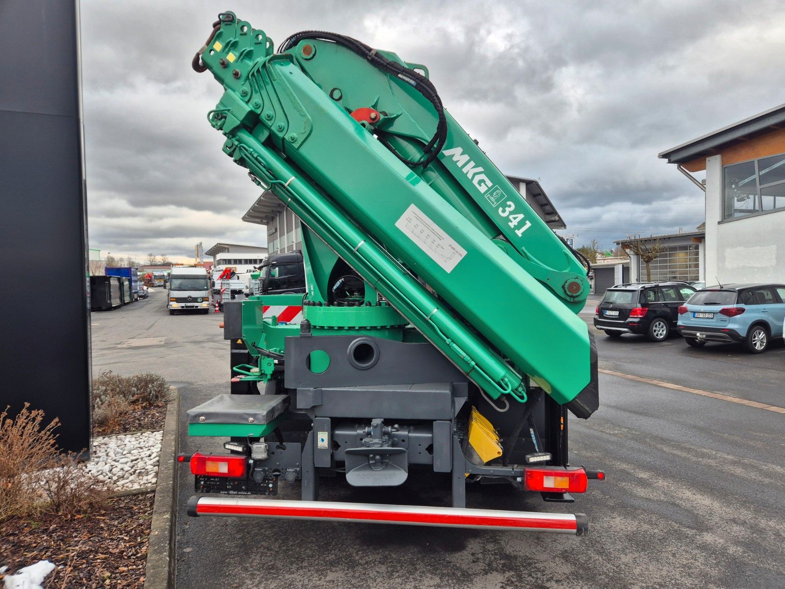 Fahrzeugabbildung Volvo FH 500 Heckkran MKG HLK341SHP Funk AHK