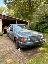 Mercedes-Benz W124 200er langjähriger Scheunenstand - Mercedes-Benz 200 in Hamburg