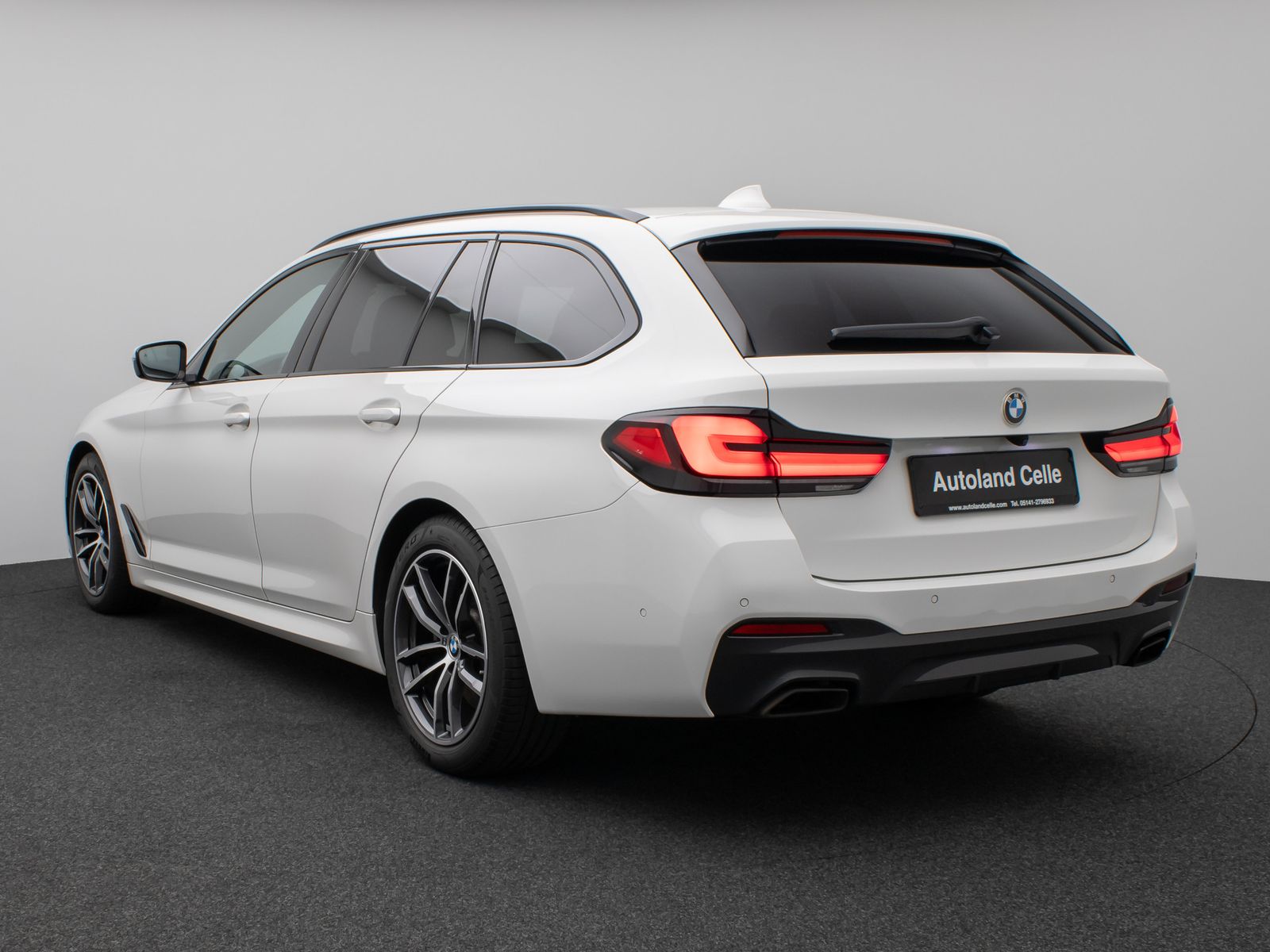 Fahrzeugabbildung BMW 540d xD M Sport Kamera Laser HUD DAB H/K Komfort