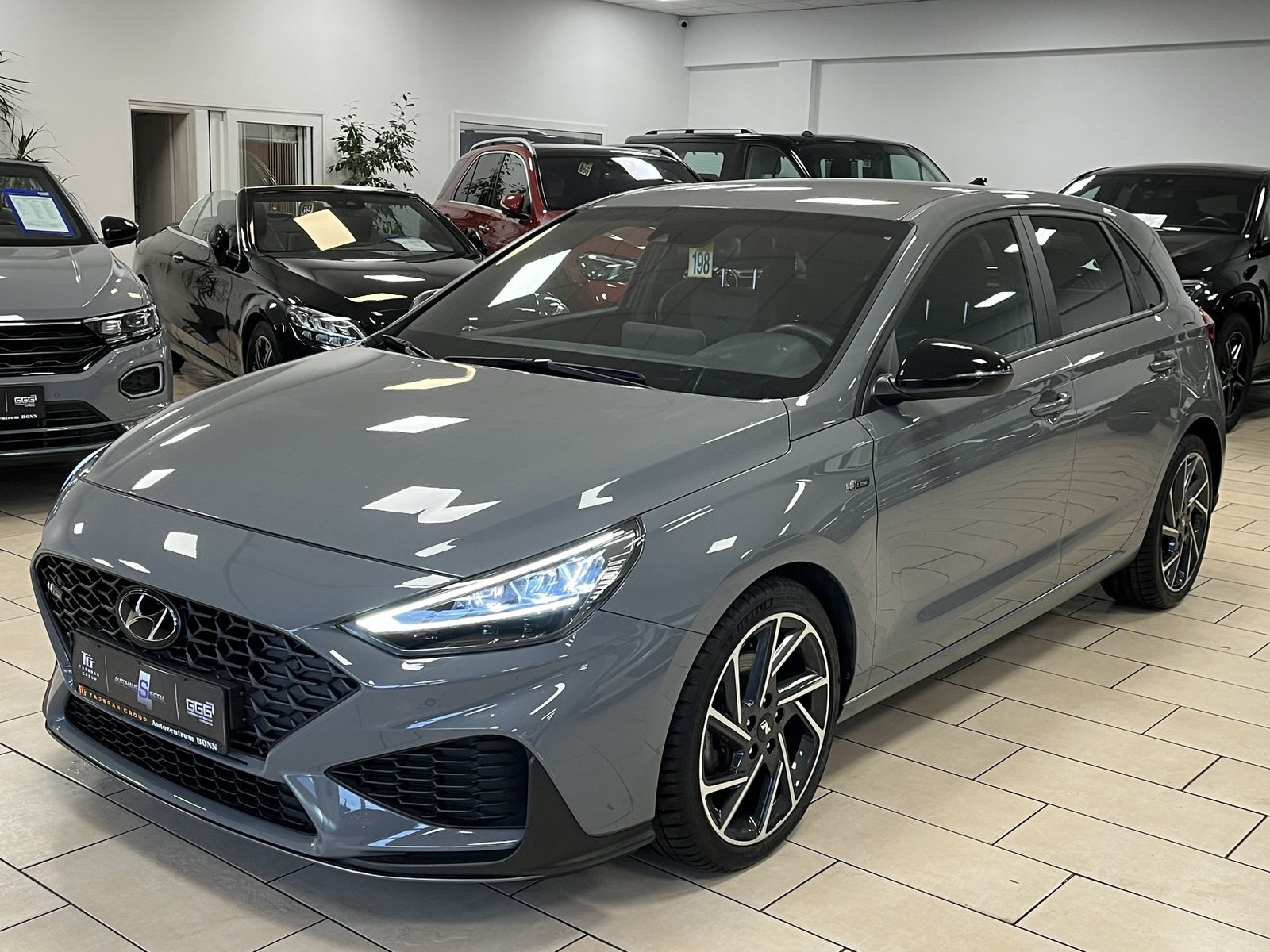 Hyundai i30 N-Line*Navi*R-Cam*ACC*LED*CarPlay*W-Paket*1H