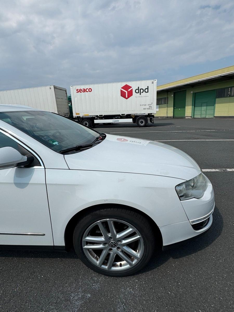 Volkswagen Passat 2010 — photo 10