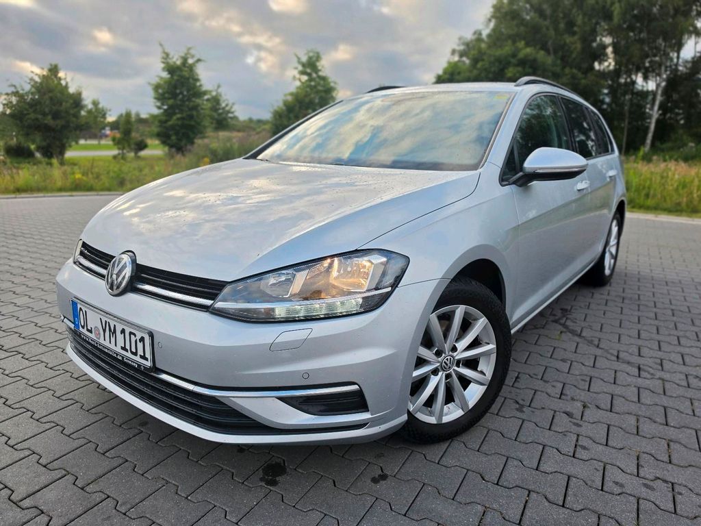 Image of Volkswagen Golf