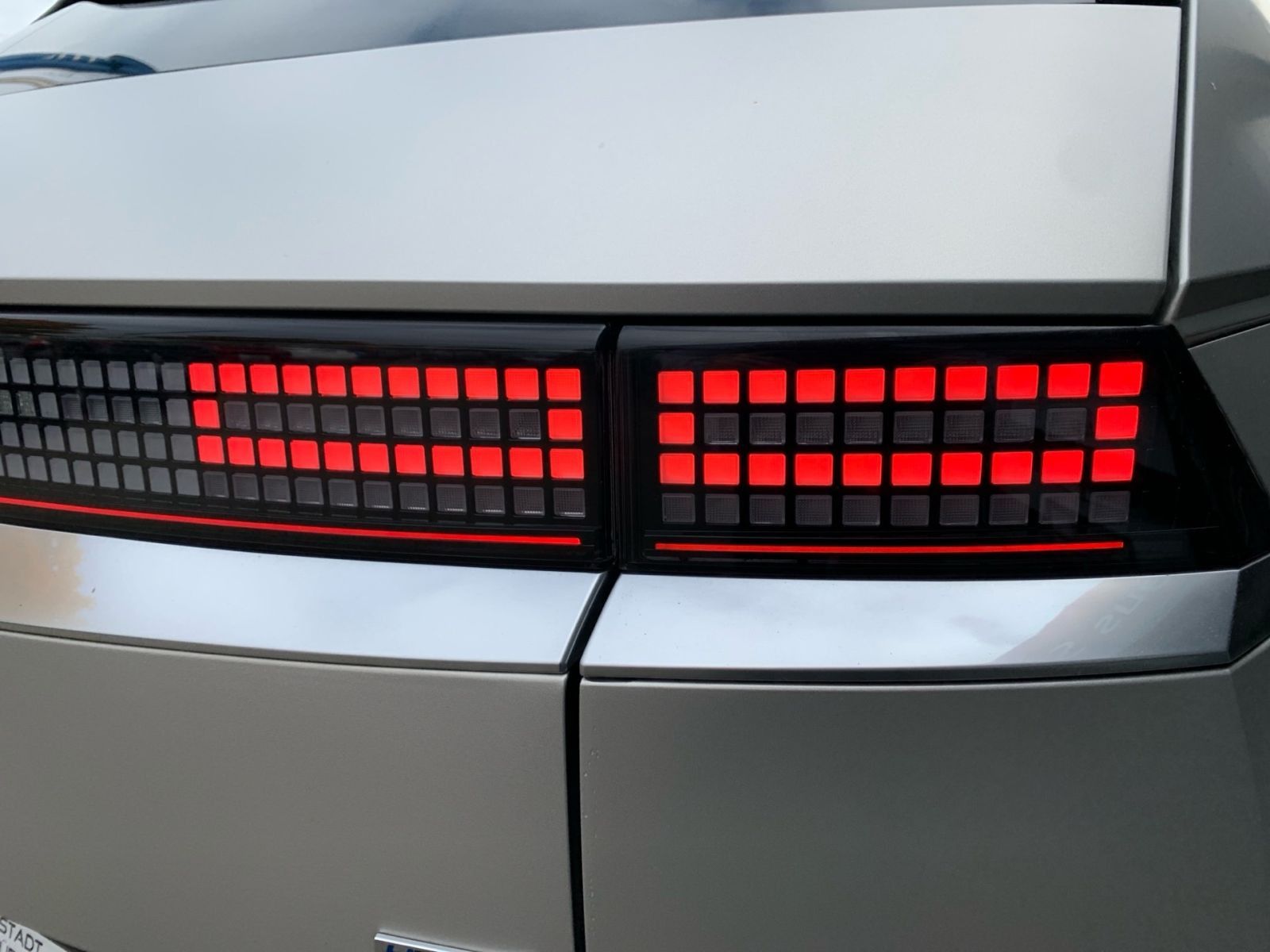 Fahrzeugabbildung Hyundai IONIQ 5 Uniq 72,6 kWh AHK 4WD Relax Solar