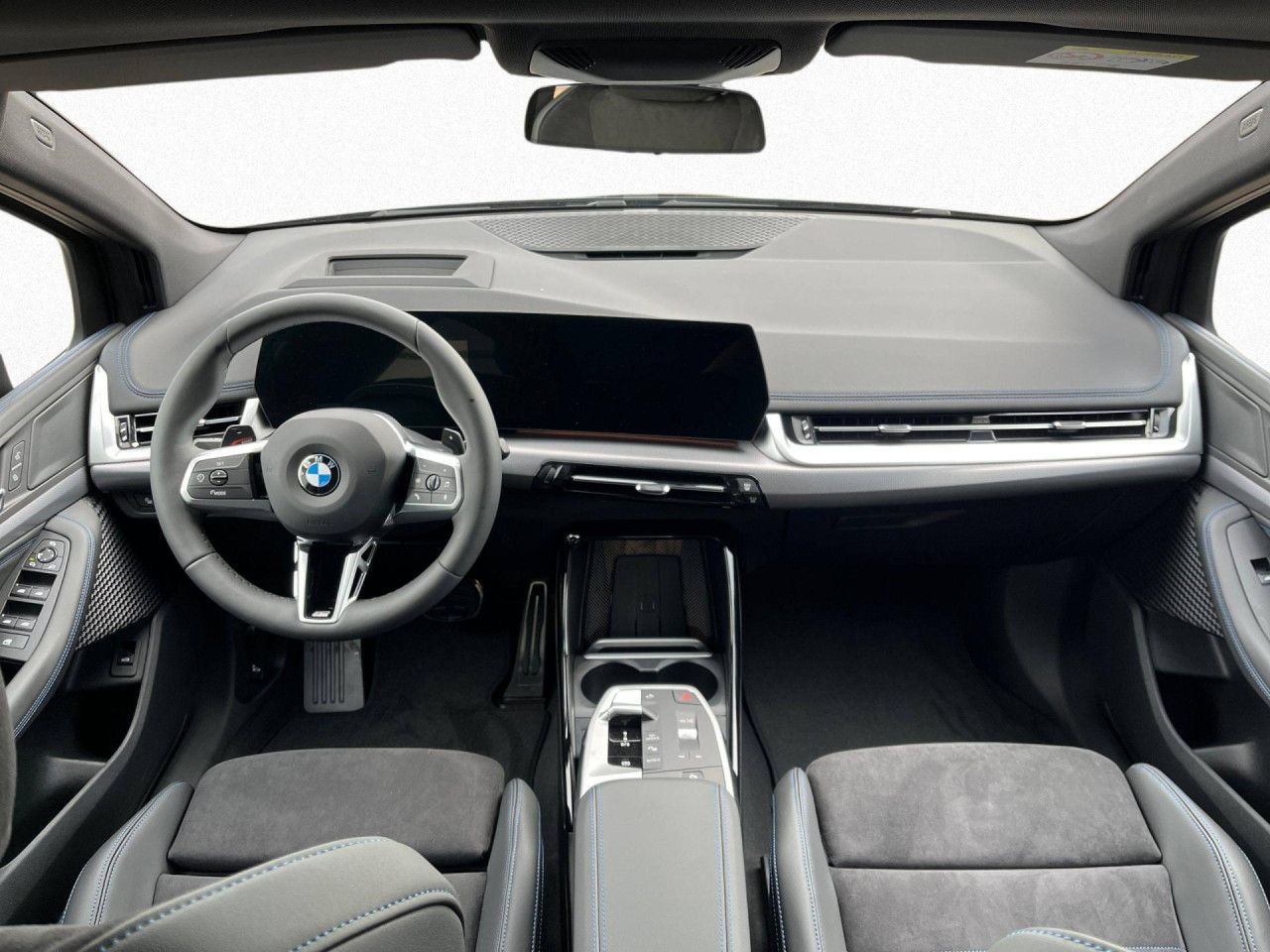 BMW 218 - Bild 13