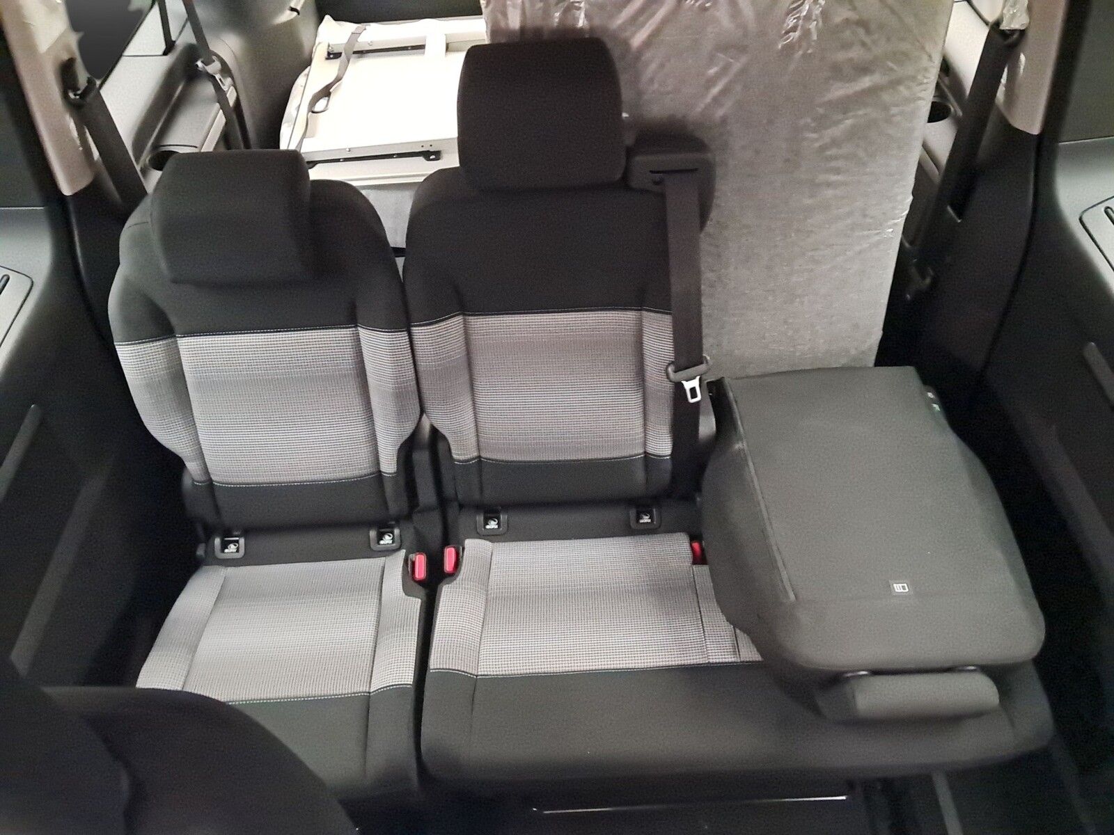 Fahrzeugabbildung Pössl Vanster Citroen 145 PS Automatik AHK,Campbox