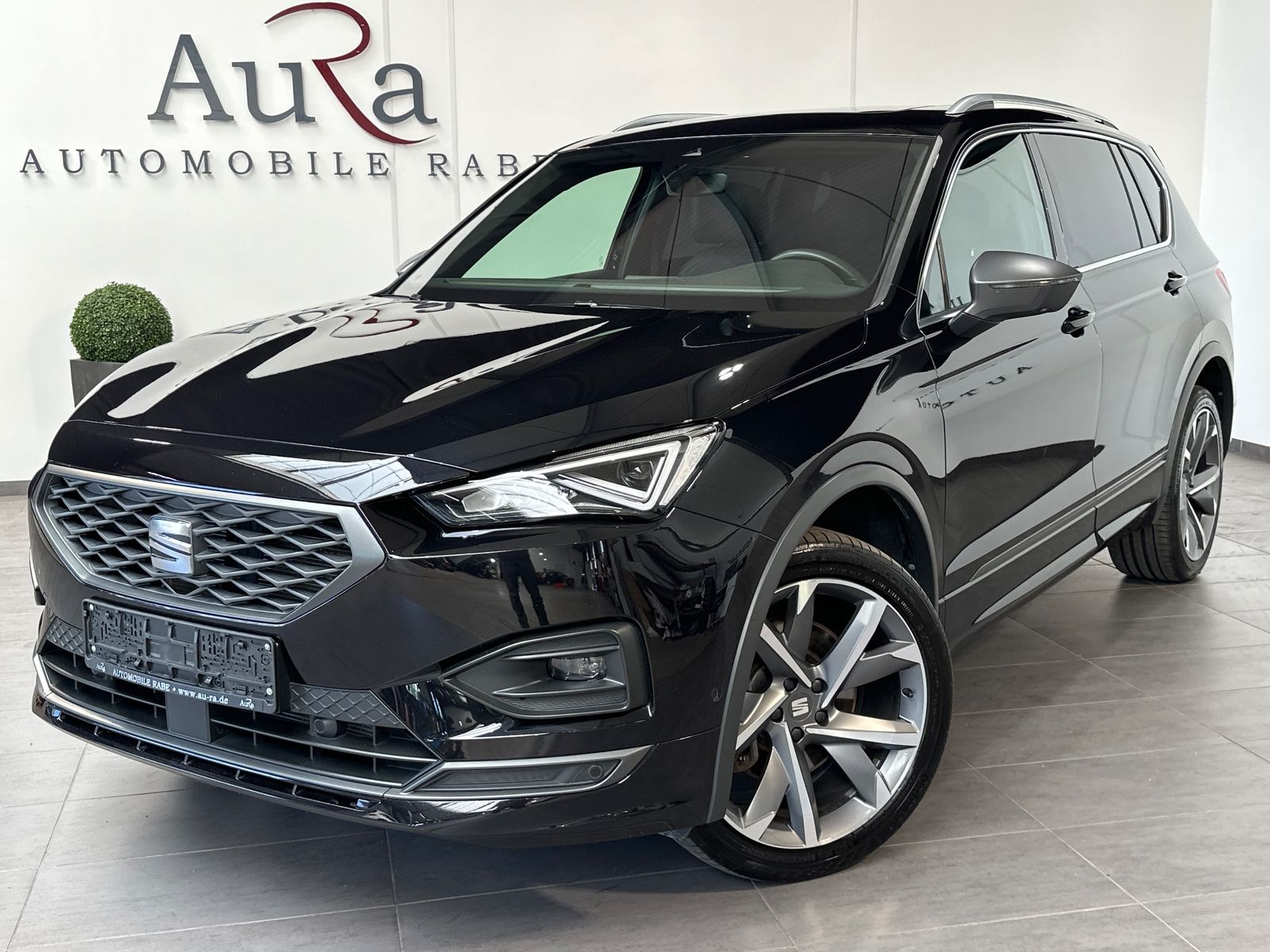 Fahrzeugabbildung SEAT Tarraco FR 4Drive 7-Sitzer NAV+LED+KAM+AHK+PANO