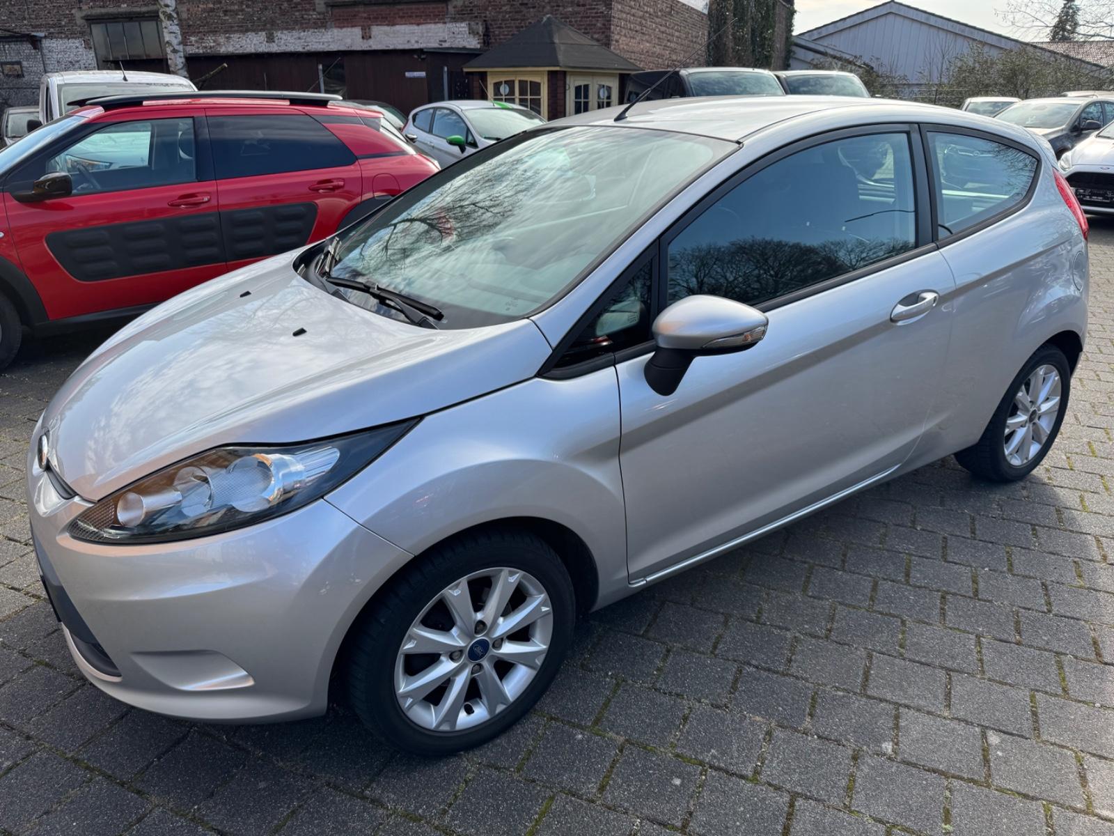 Ford Fiesta 1.2 TOP/TÜV NEU/ALLWETTER/KLIMA/ALU/2. HA