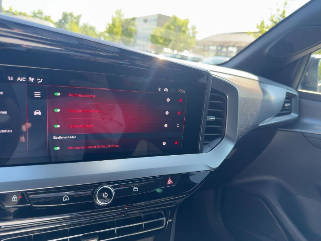 Fahrzeugabbildung Opel Mokka Ultimate Massage SHZ RFK MATRIX