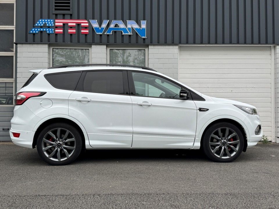 Fahrzeugabbildung Ford Kuga 2.0 ST-Line Pano Navi Teilleder 4x4