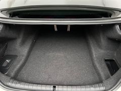 BMW 520i / M-PAKET EXCLUSIVE / 2.HD / NUR 53.tKM / BMW 520i / M-PAKET EXCLUSIVE / 2.HD / NUR 53.tKM /