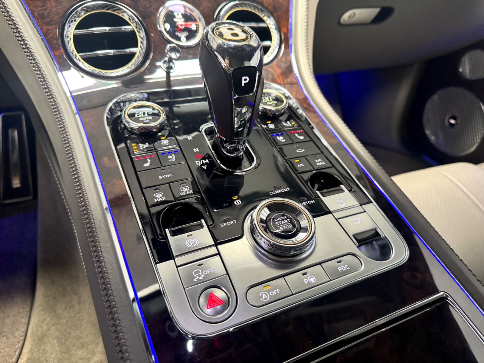 Bentley CONTINENTAL GT 6.0 W12 MULLINER B&O CARBON NIGHT foto 11