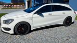 Mercedes-Benz CLA 45 AMG Shooting Brake CLA 45 AMG SPEEDSH... - weiße Mercedes-Benz CLA 45 AMG Shooting Brake