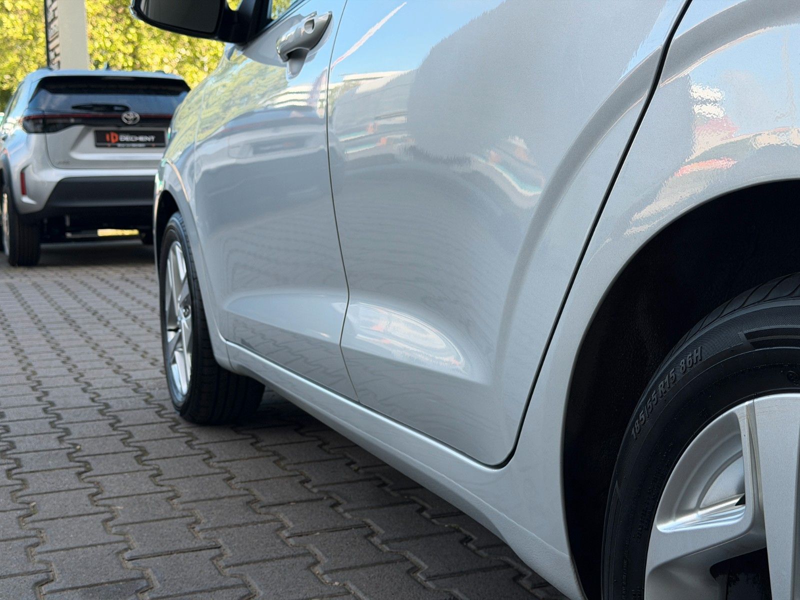 Fahrzeugabbildung Hyundai i10 1.2 Trend SHZ,PDC,AUT,DynLicht,FLA,LM,SpurH