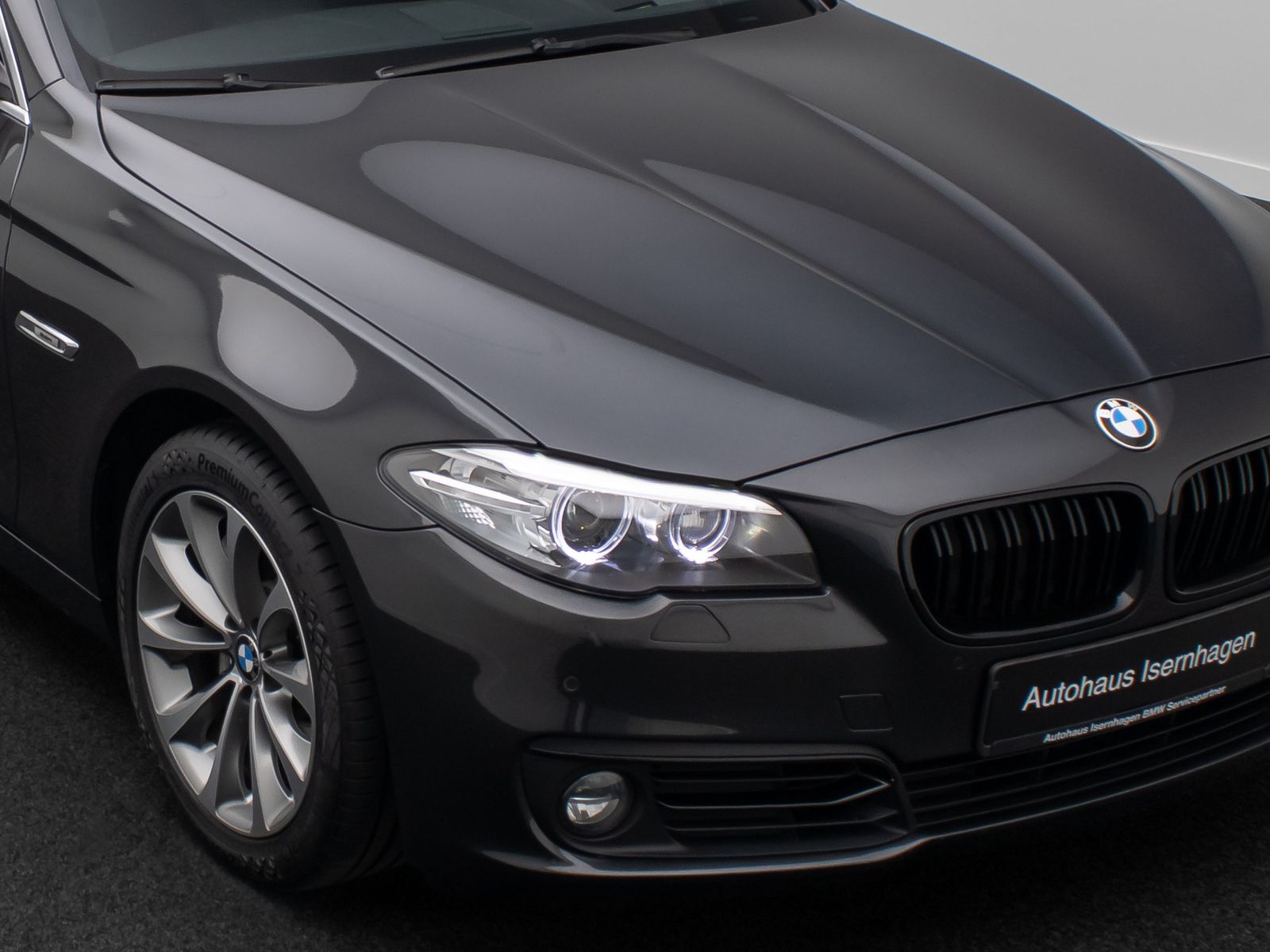 Fahrzeugabbildung BMW 530d xD Modern Line AHK HUD HiFi Leder Standheiz