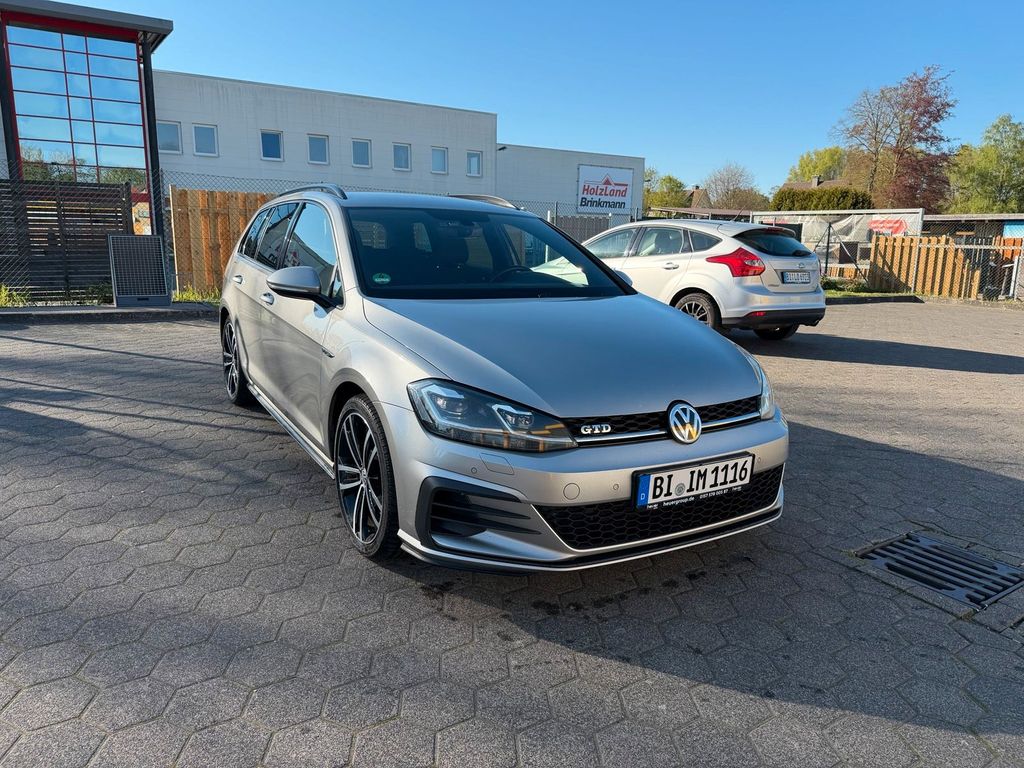 Image of Volkswagen Golf