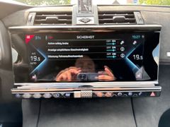 Fahrzeugabbildung DS Automobiles DS 7 1.6 E-Tense 225 EAT8 Performance Line +