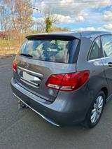 Mercedes-Benz B 180 Style , Aut* AHK* Klima* RFK*Tempo*Navi* - Mercedes-Benz B 180: Kombi