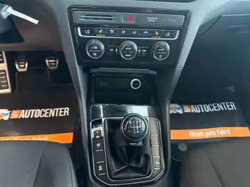 Volkswagen Golf Sportsvan *ACC*PDC*NAVI*2-ZONEN*