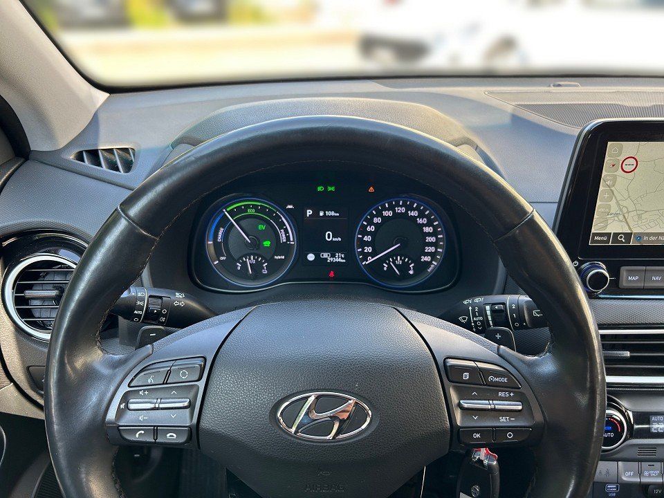 Fahrzeugabbildung Hyundai KONA HYBRID AUT TREND LED/NAV-PAK AHK/ABNEHMBAR