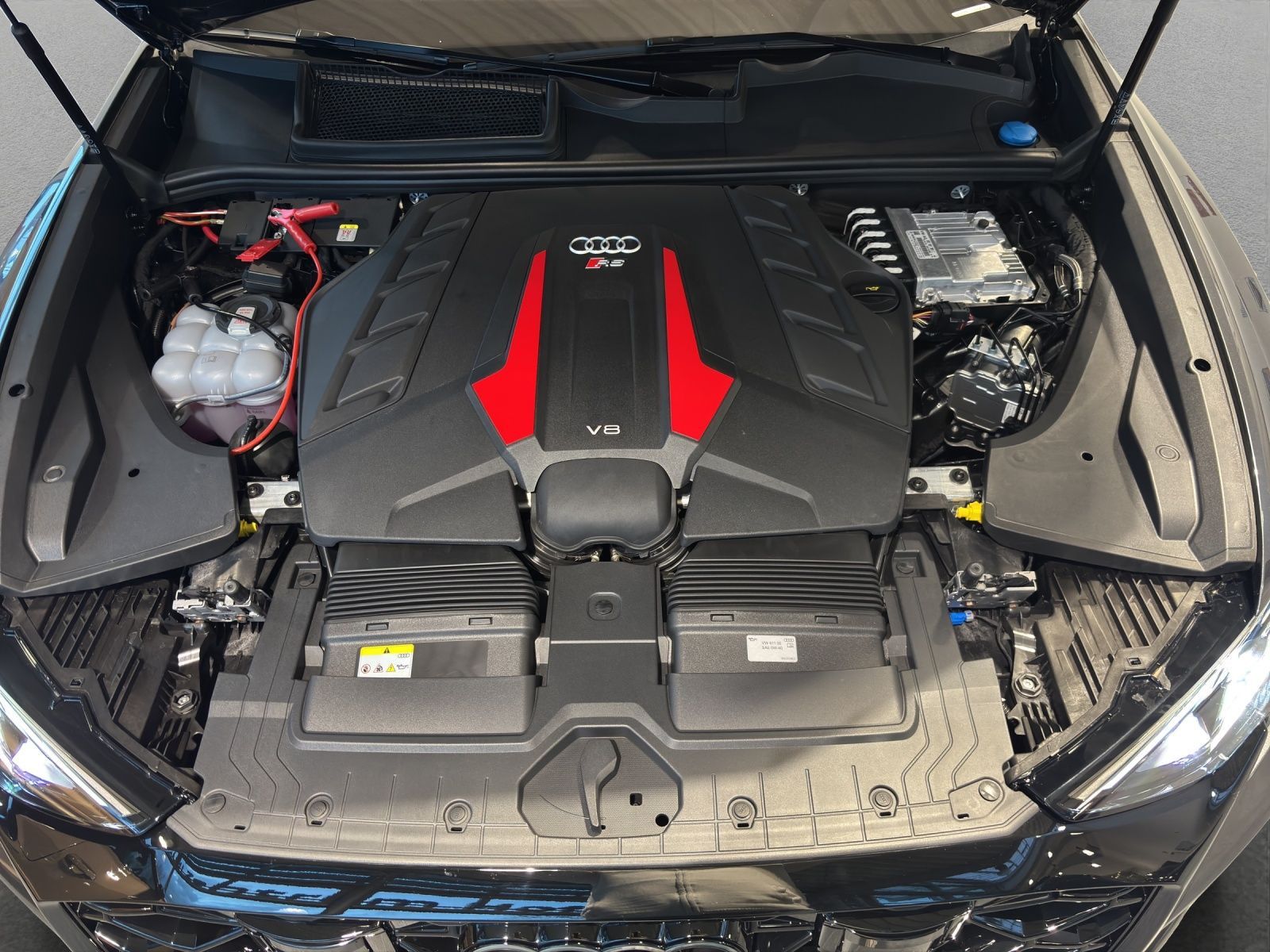 Audi RSQ8 - Bild 15