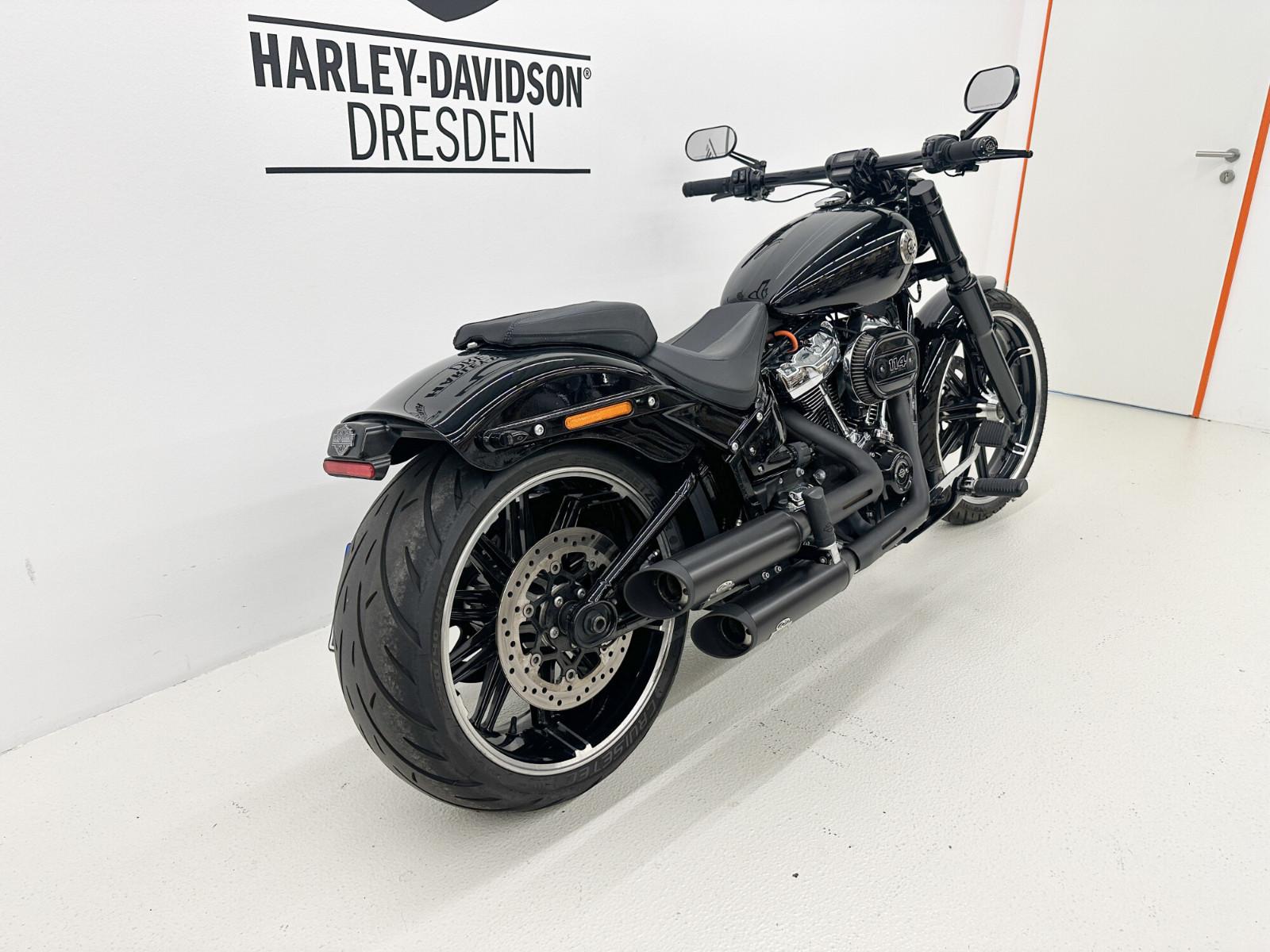 Harley-Davidson Softail Breakout FXBRS 114