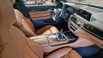 BMW 730 - 7