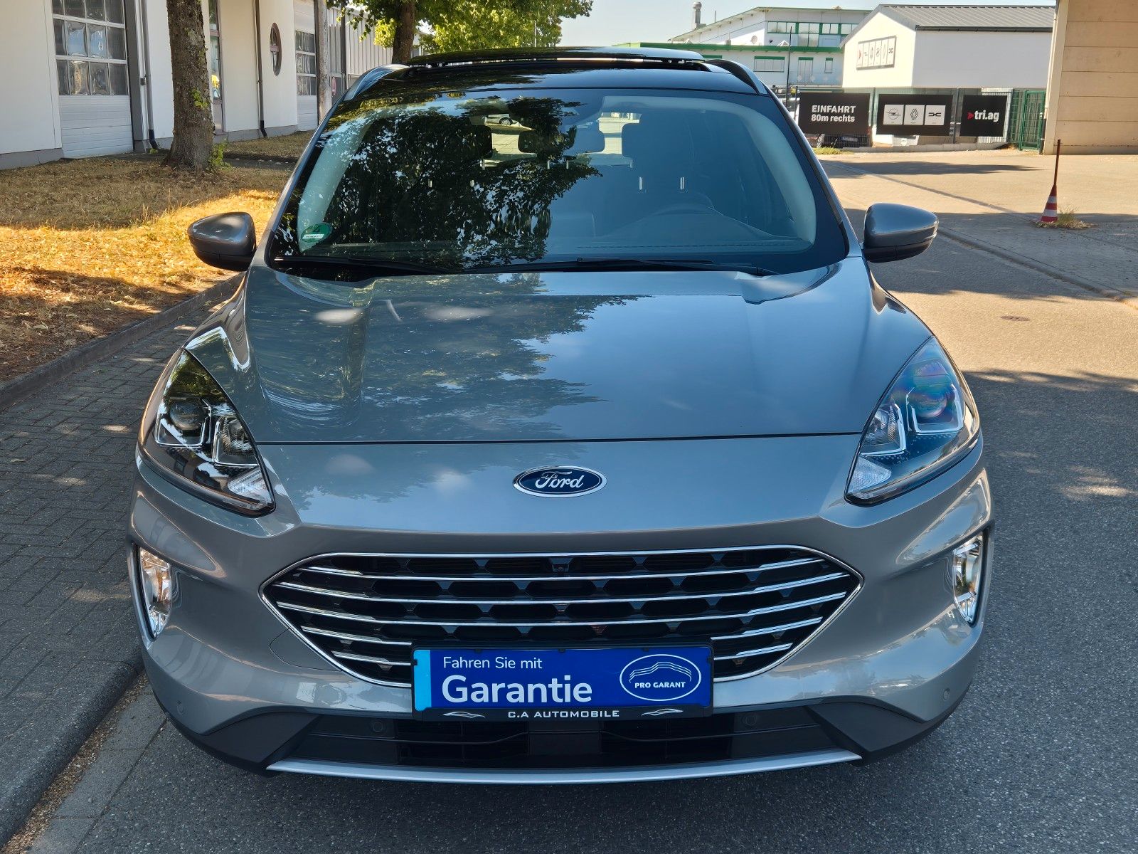 Ford Kuga Plug-In Hybrid Titanium/ Panorama/SHZ/Kamer imagem 2