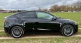 Tesla Model Y Long Range AWD  (94% SoH, Top, AHK) - Tesla Model Y: Von Privat