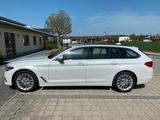 BMW 520i Touring Luxury Line | AHK | HUD | Leder - BMW 520 mit Benzin-Antrieb