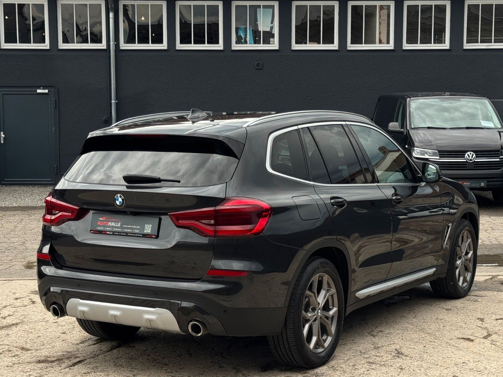 Fahrzeugabbildung BMW X3 xDrive 30d xLine Akustik StHzg. ACC HuD 360°