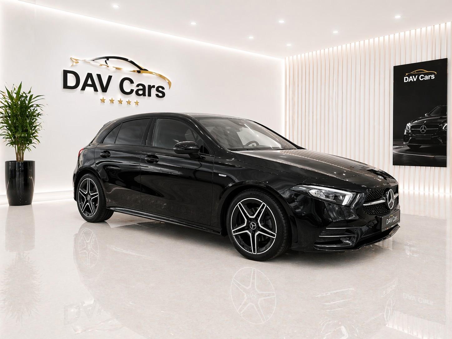 Mercedes-Benz A 200 Edition AMG Night pake Multibeam BURMESTER