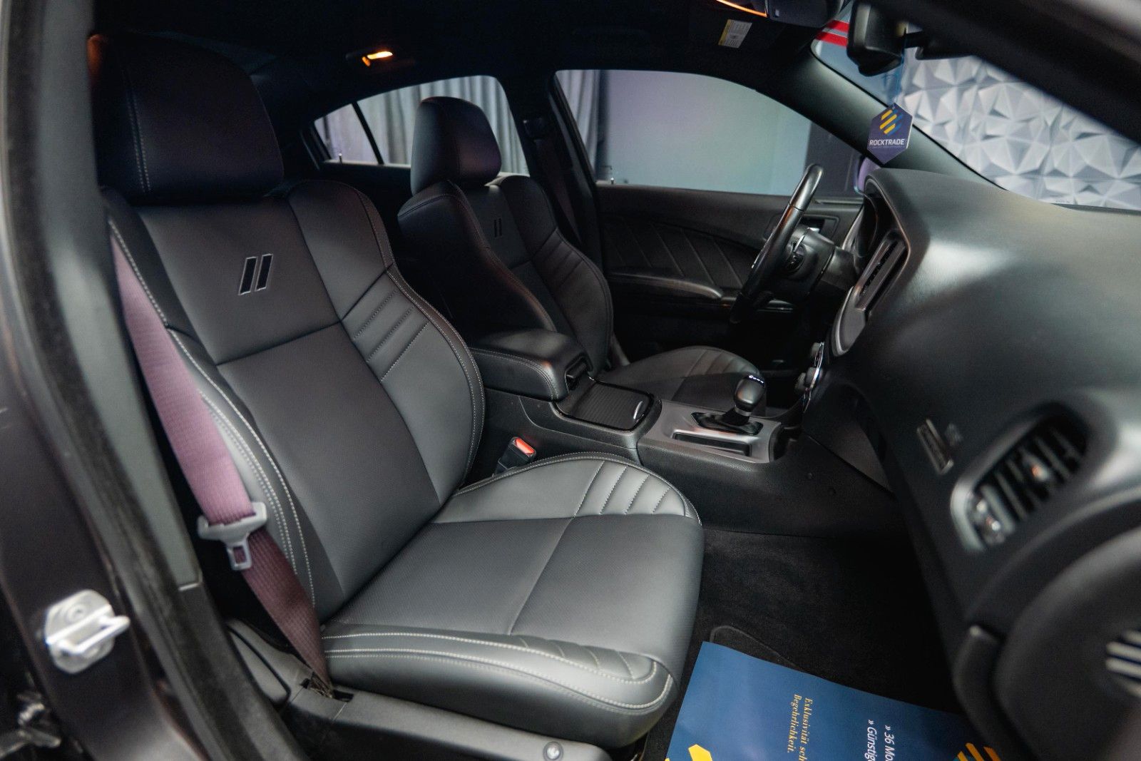 Fahrzeugabbildung Dodge Charger 5.7 V8 HEMI R/T KONG Night Performance