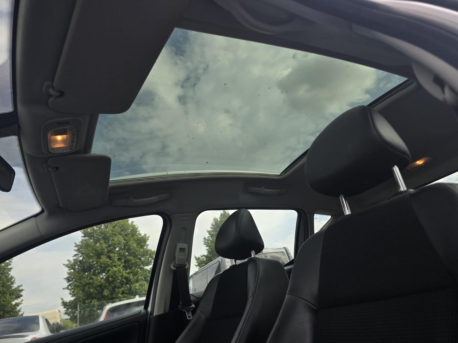 Peugeot 207 2013 — photo 13