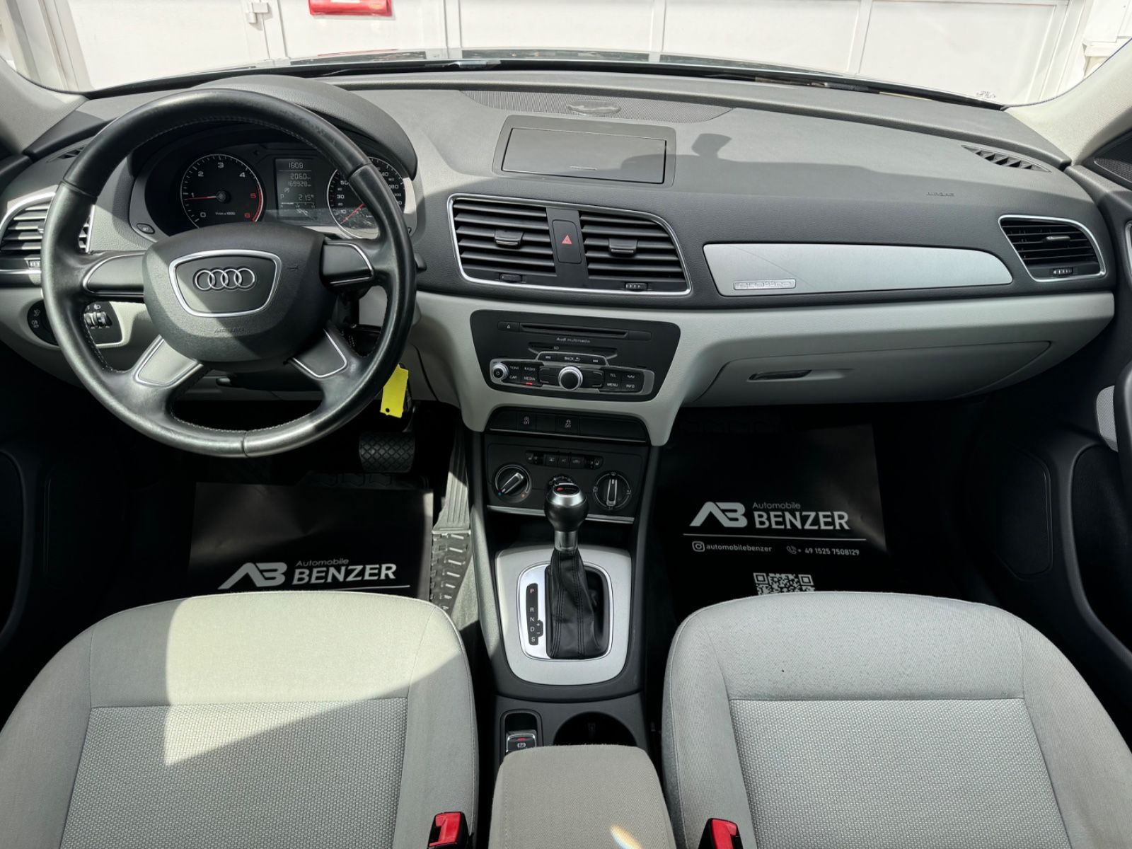 Fahrzeugabbildung Audi Q3 2.0 TDI quattro S-Tronic/SHZ/ALU/TÜV-NEU/