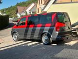 Volkswagen T5 Caravelle TDI 2.0   140PS LEDER - Gebrauchtwagen in Frankreich