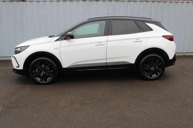 Fahrzeugabbildung Opel Grandland 1.2 Turbo GS Line KlimaA,LED,Navi,SHZ