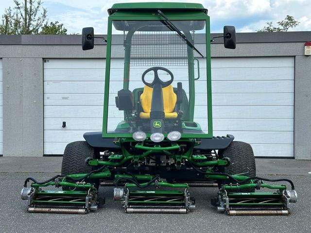 John Deere JOHN DEERE 7500A E-Cut Hybrid Fairway-Mäher *TOP