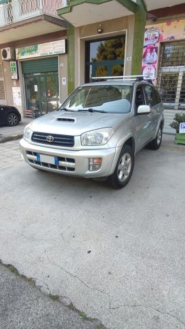 Toyota RAV 4 RAV4 4x4 2.0 Tdi D-4D cat 5 porte i