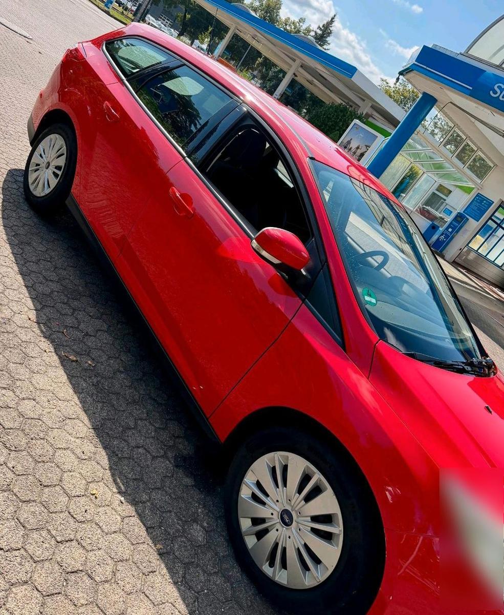 Ford Focus 2014 — photo 5