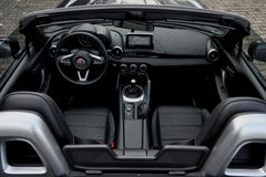 Fahrzeugabbildung Fiat 124 Spider Lasso