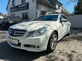 Mercedes-Benz E 200 E Coupe E 200 CGI BlueEfficiency - Mercedes-Benz E 200 in Augsburg
