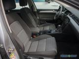 Volkswagen Passat Variant 2.0 TDI Business DSG ACC AHK Navi - 2.0L Gebrauchtwagen