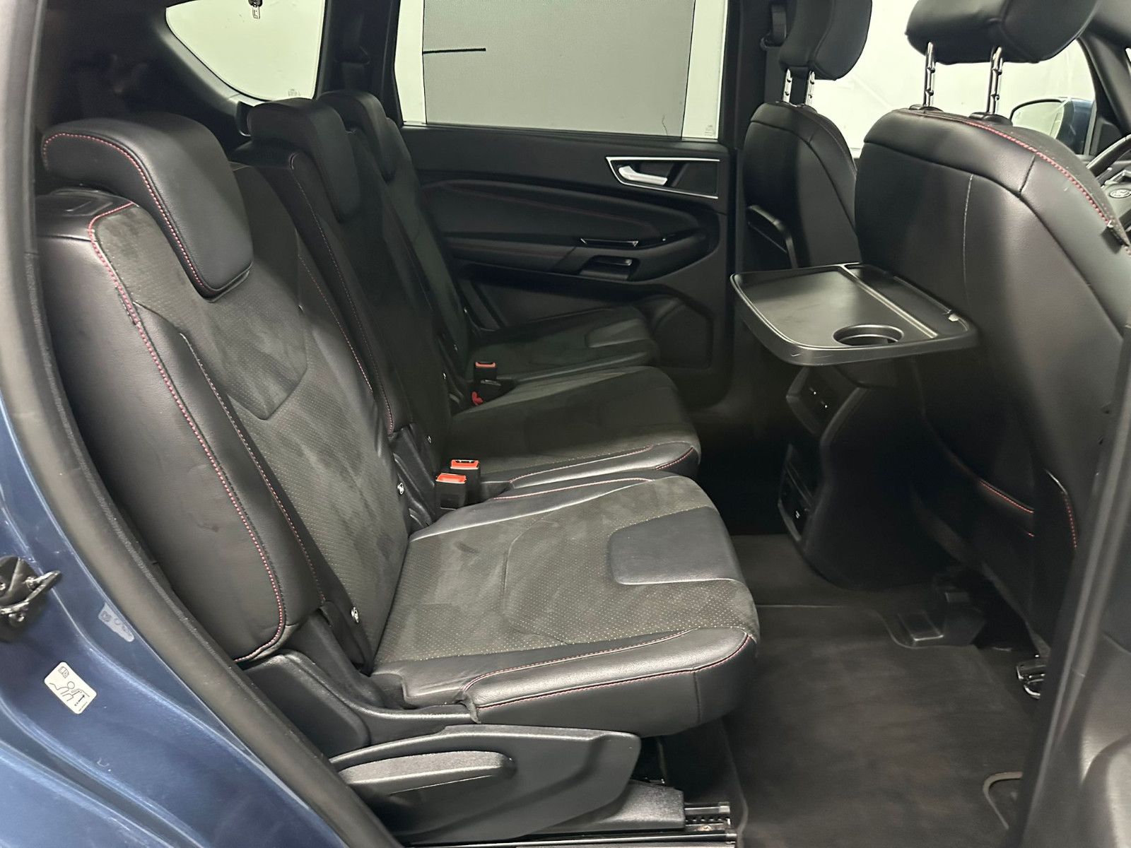Fahrzeugabbildung Ford S-Max 2.0 EcoBst. ST-Line 7-Sitzer*AHK*SDH*PANO*