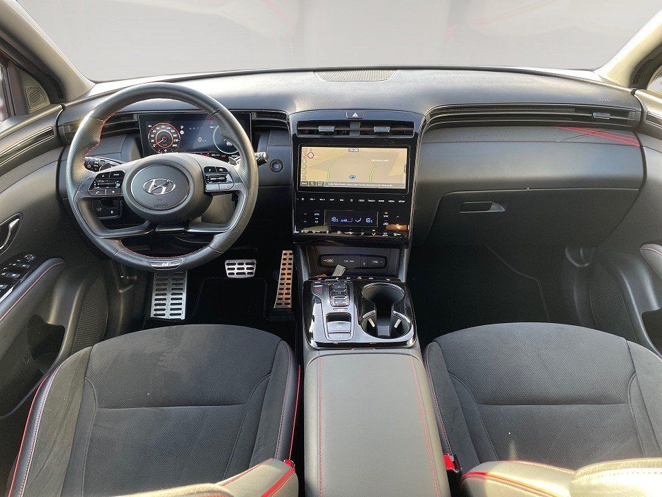 Fahrzeugabbildung Hyundai TUCSON Plug-in-Hybrid 1.6 T-GDi 265PS 6-AT 4WD N