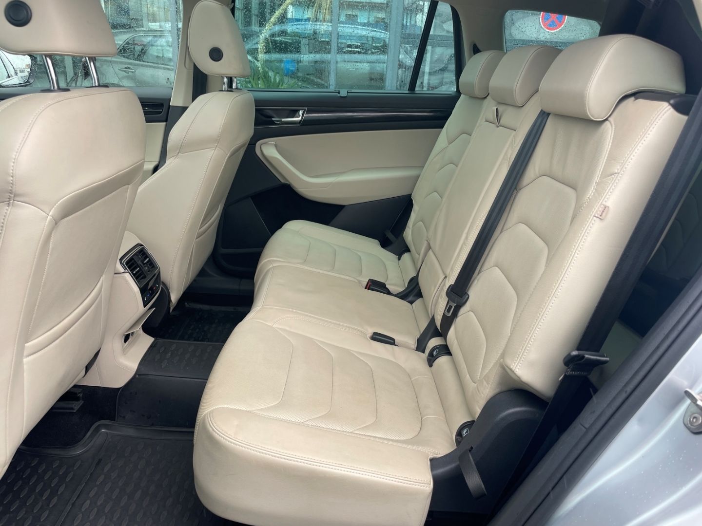 Fahrzeugabbildung SKODA Kodiaq Style 4x4 7-Sitzer Memory Sitzheiz&klima