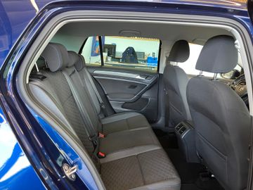 Volkswagen Golf VII Lim. Join BMT 1.5 TSI 5-Türer*NAVI*SHZ*
