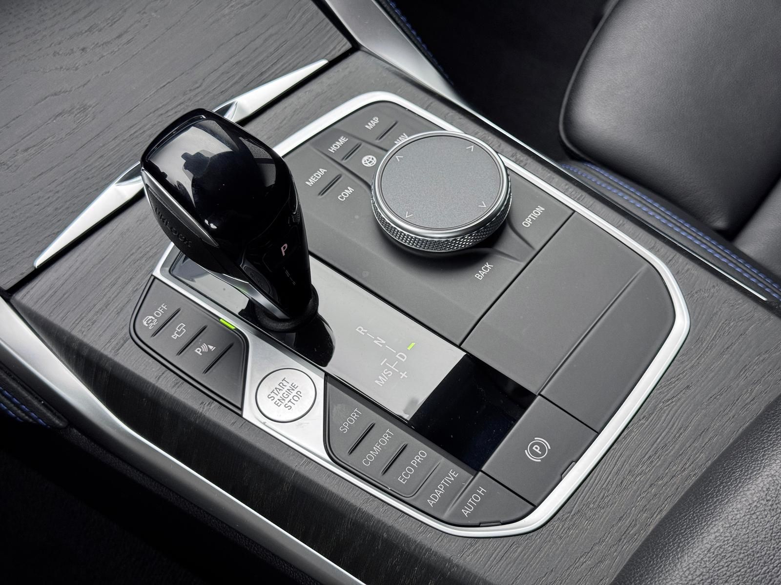 Fahrzeugabbildung BMW XDR*INDIVIDUAL*LASER*STANDHZ*H&K*HUD*KLAPPE*DE