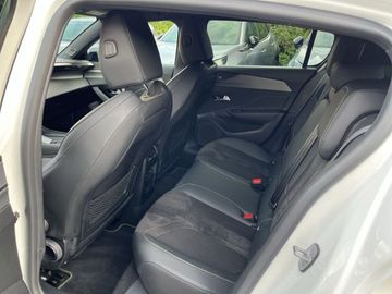 Peugeot 308 PureTech 130 EAT8 GT