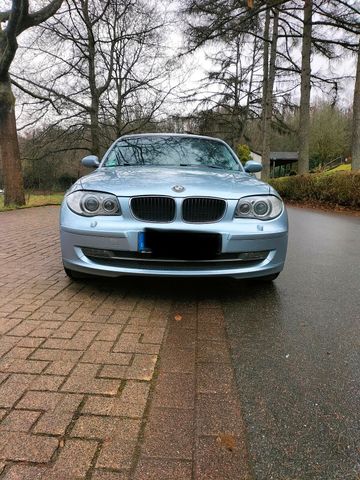 BMW 118i E87